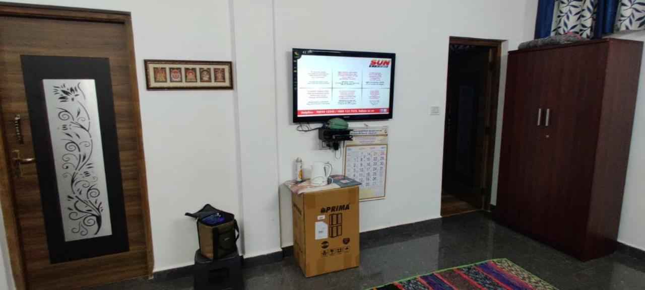 Sandy 4 Bhk Homestay - Only Adults Allowed Ooty Exterior photo